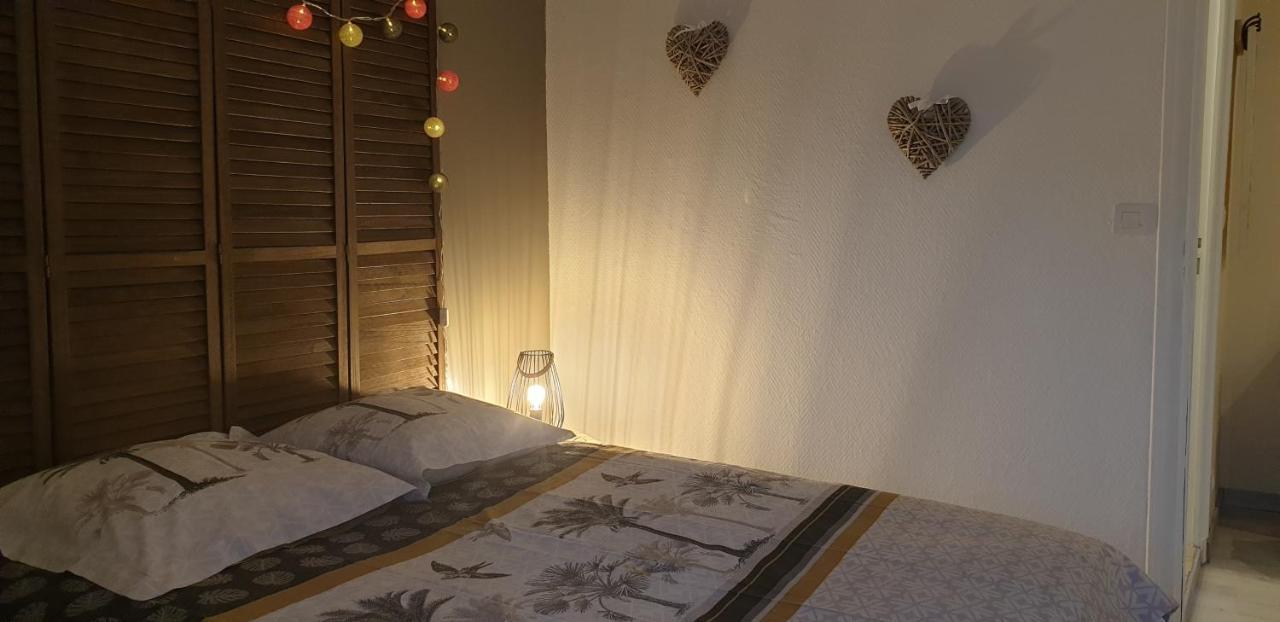 Petite Maison En Pierre Au Coeur Du Perigord Noir Proche De Sarlat Et Rocamadour Salignac Eyvigues 외부 사진